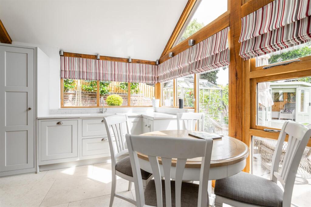 Additional image 4 of Freeman House, 239 High Street, Henley-In-Arden