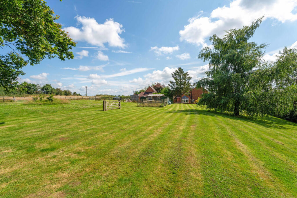 Additional image 24 of Pumphouse Lane Hanbury Bromsgrove, Worcestershire, B60 4BX