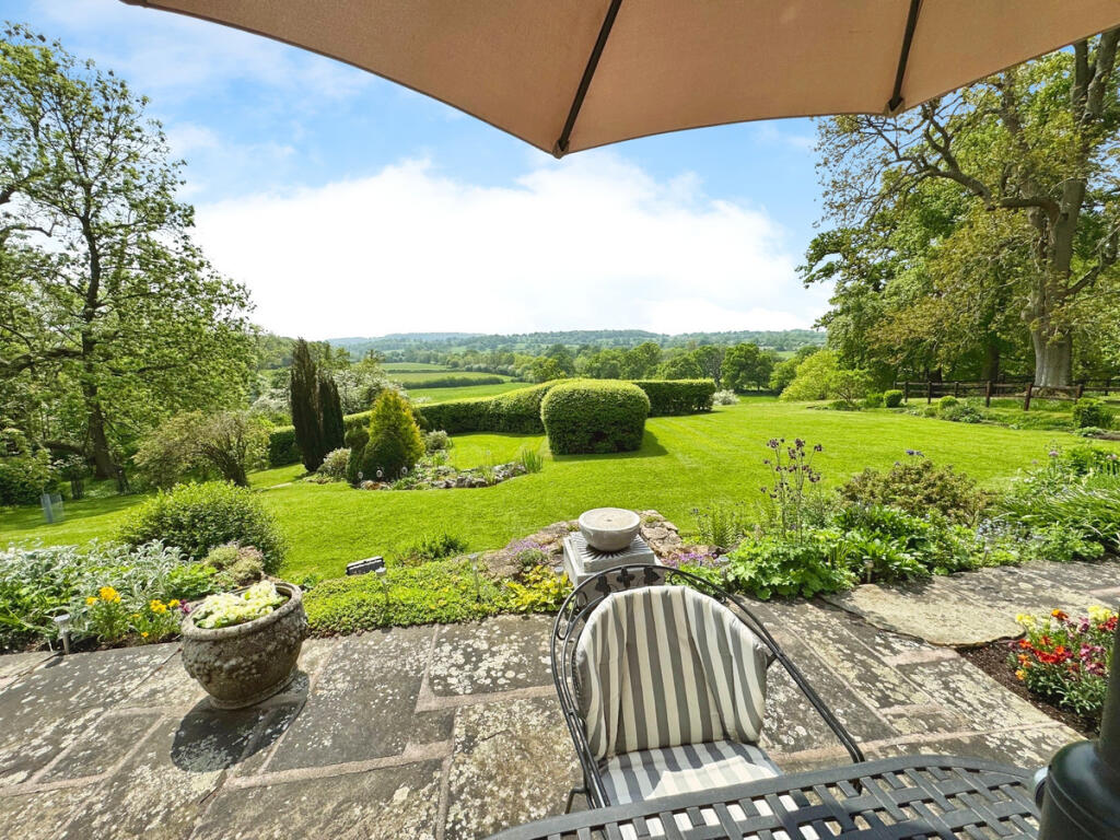 Additional image 18 of Ullenhall Lane, Over 10 Acres with Stables, Swimming Pool