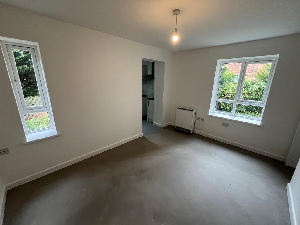 Additional image 4 of Rowantree Drive, Bradford