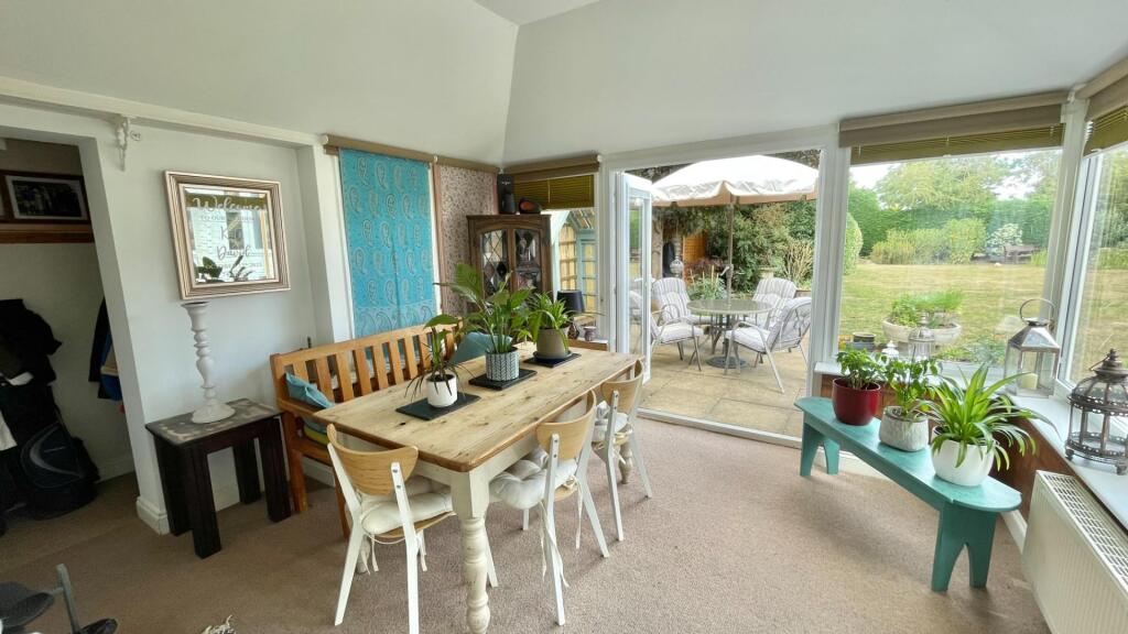 Additional image 5 of High Street, Broom