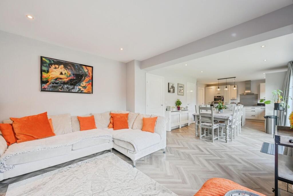 Additional image 9 of Rangemoor Crescent, Amington, Tamworth