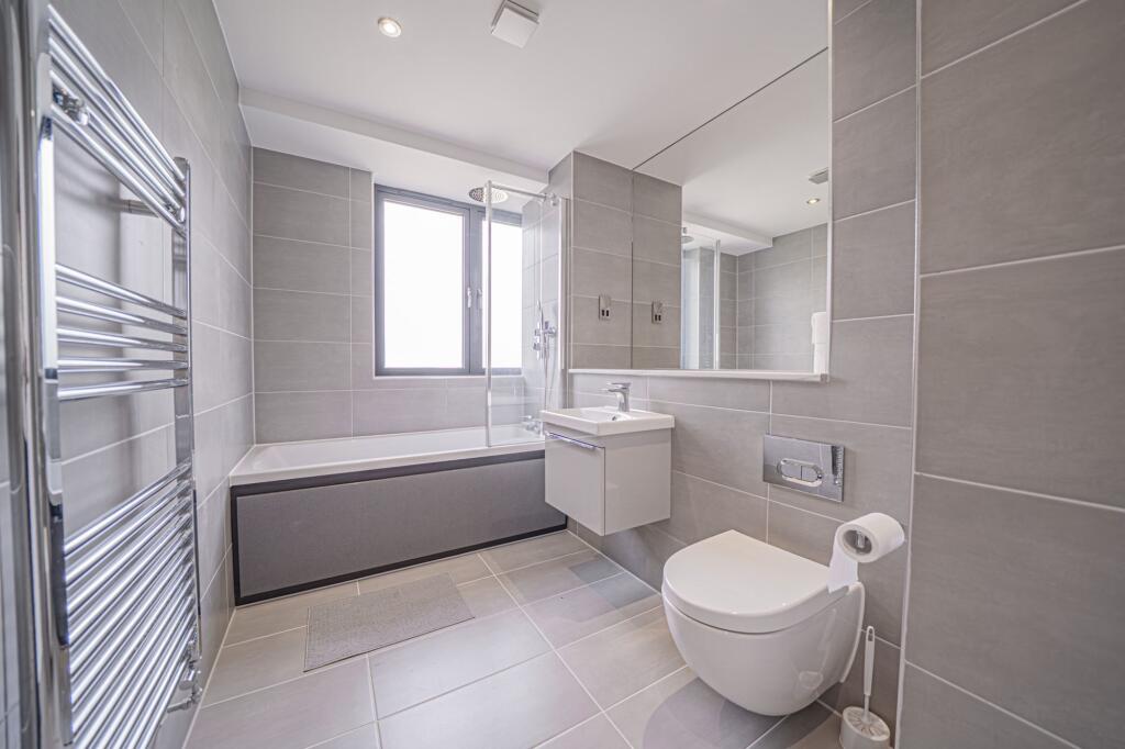 Additional image 7 of Broadoaks, Streetsbrook Road, B91