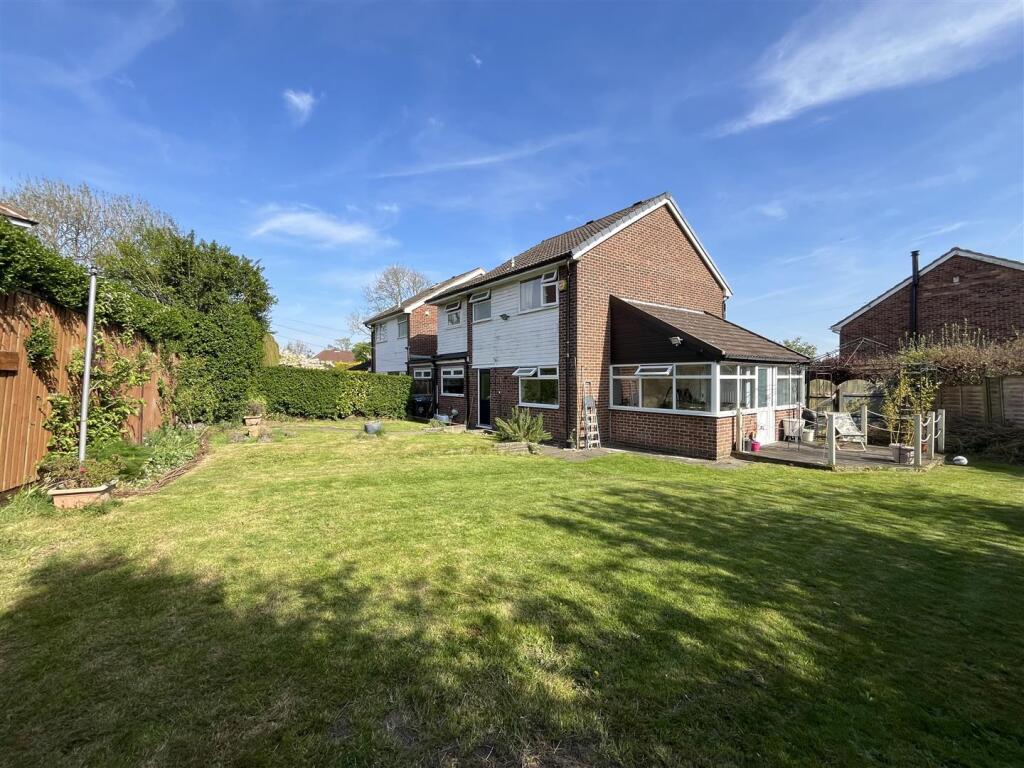 Additional image 4 of Villa Mount, Wyke, Bradford