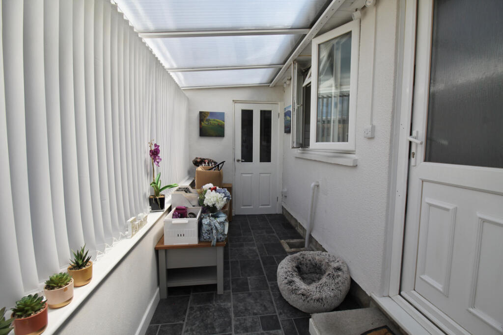 Additional image 5 of Stonehill, Street