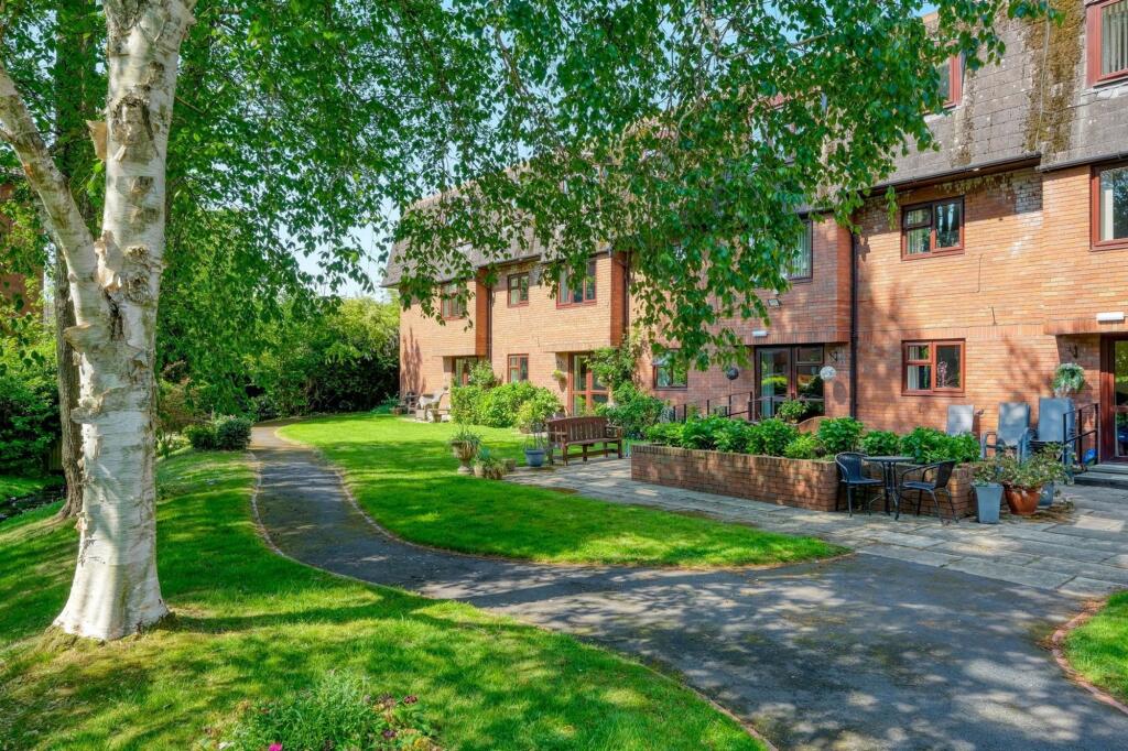 Additional image 10 of The Strand, St. James Court, B61