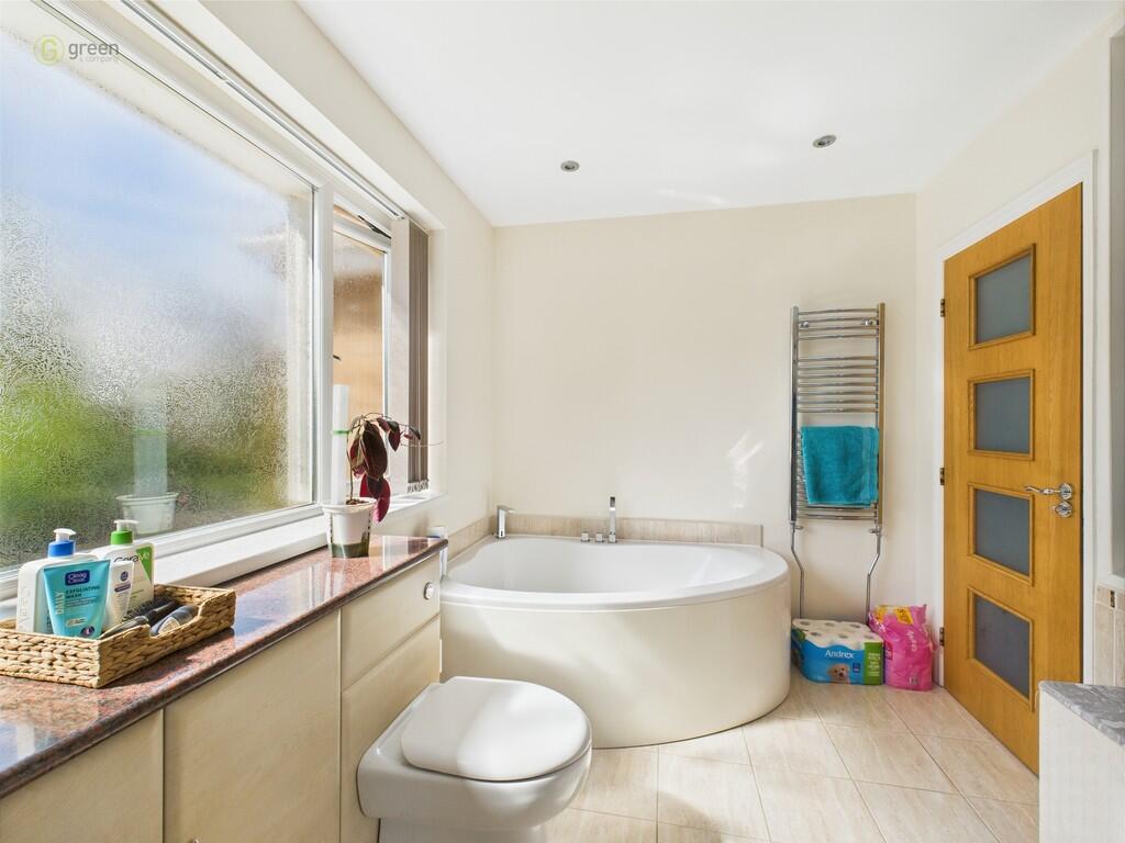 Additional image 21 of Kempson Avenue, Wylde Green