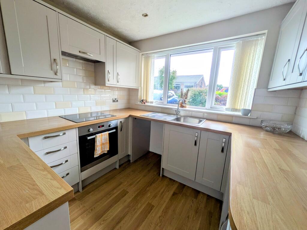 Additional image 6 of North View, Bradford, BD15