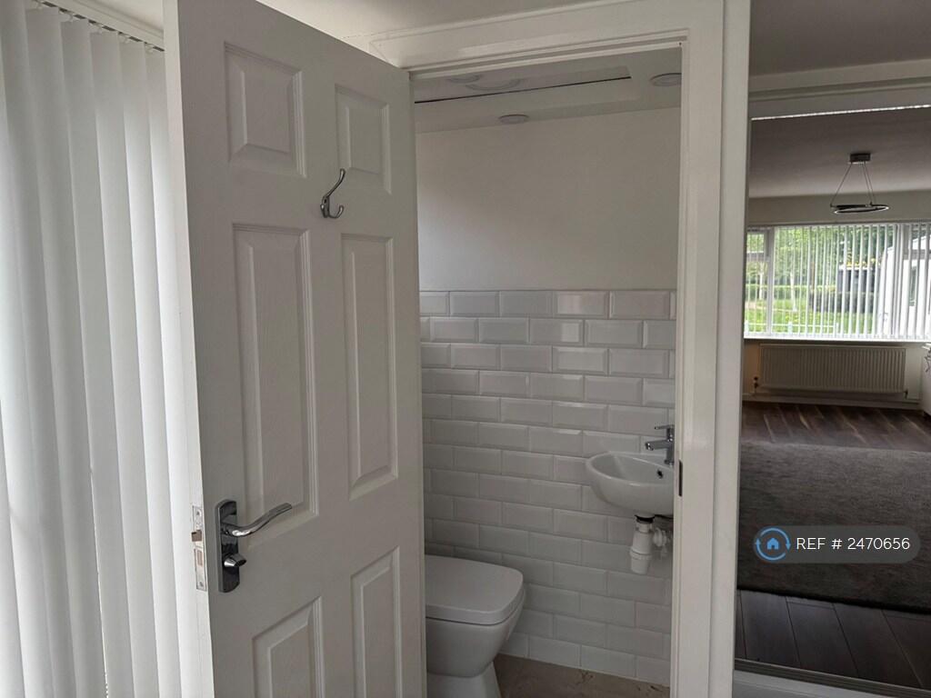 Additional image 14 of Meadow Avenue, West Bromwich, B71