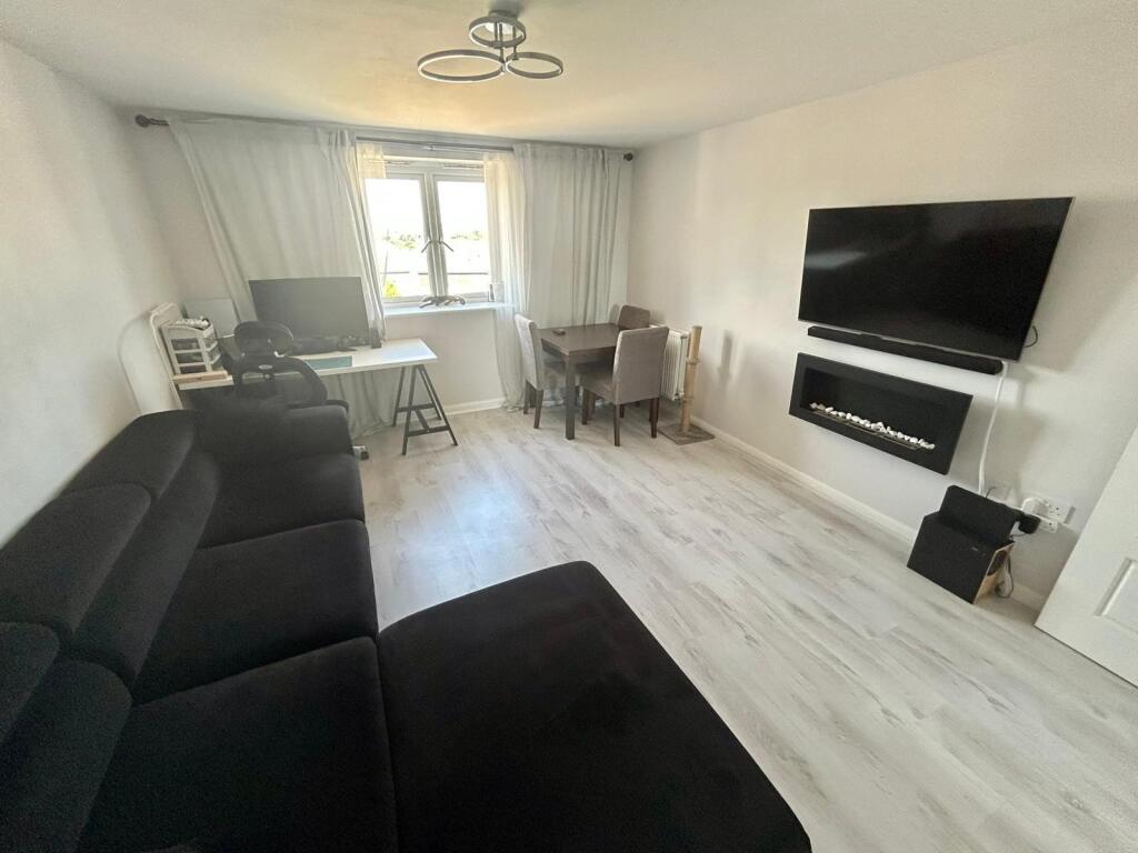 Additional image 2 of Shackleton Road, Yeovil, BA21