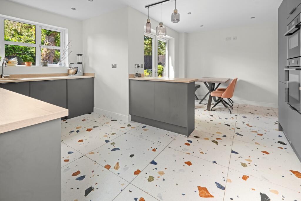 Additional image 6 of Green Bower Drive, Bromsgrove, Worcestershire