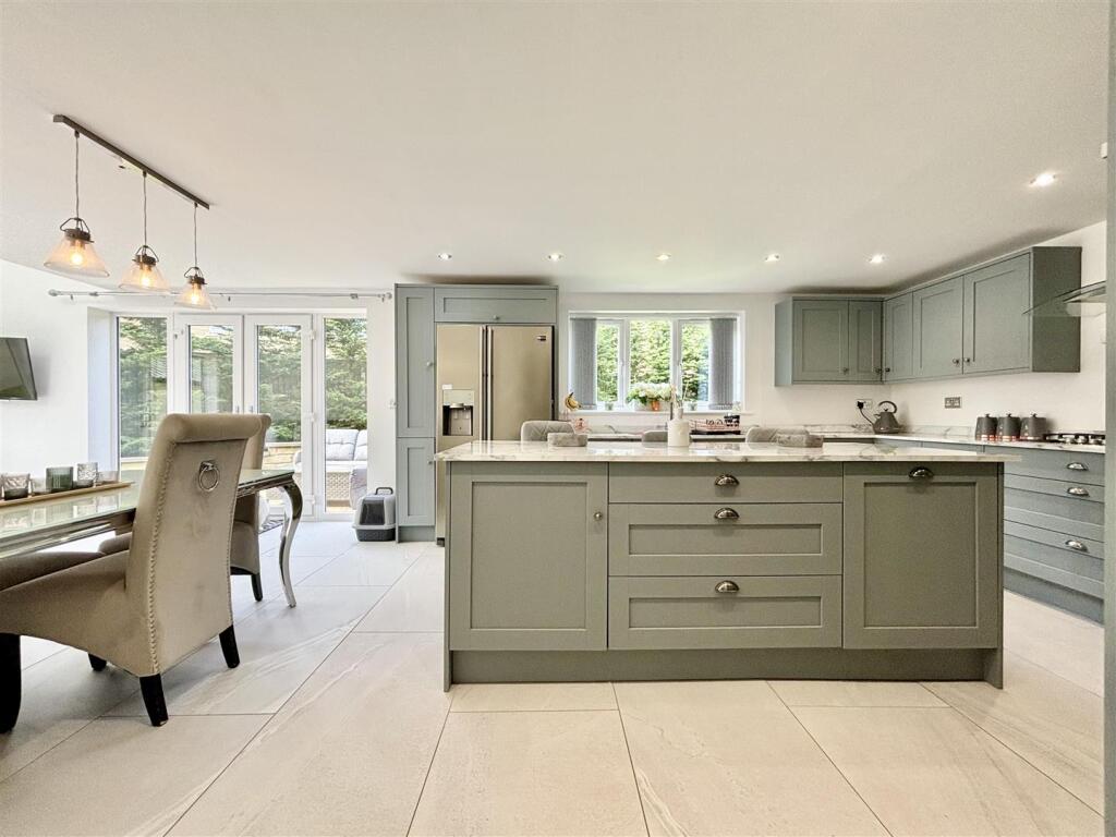 Additional image 32 of Park Lane, Queensbury, BD13 1QH