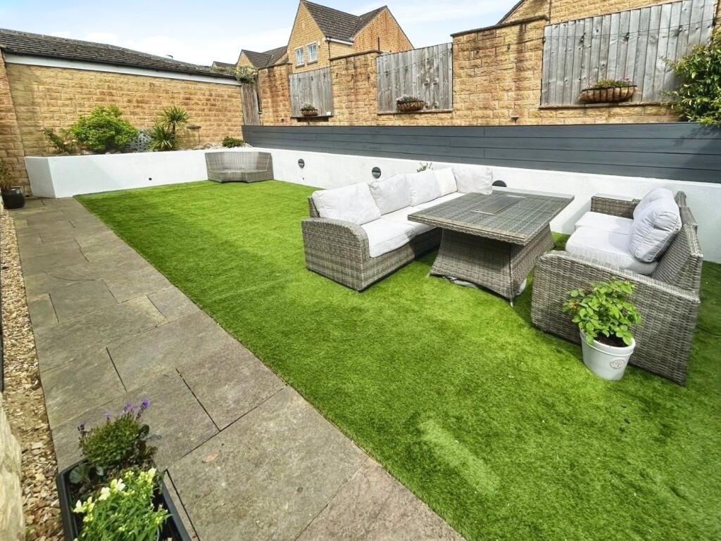 Additional image 28 of Agincourt Drive, Gilstead, Bingley, BD16 3JY