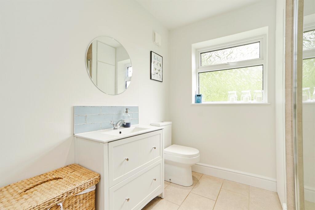 Additional image 14 of Villa Grove, Bingley