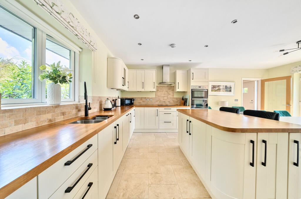 Additional image 6 of Glastonbury Road, West Pennard, West Pennard, BA6