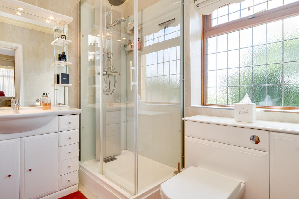 Additional image 9 of Whitechapel Road, Scholes