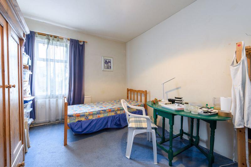 Additional image 30 of Holt