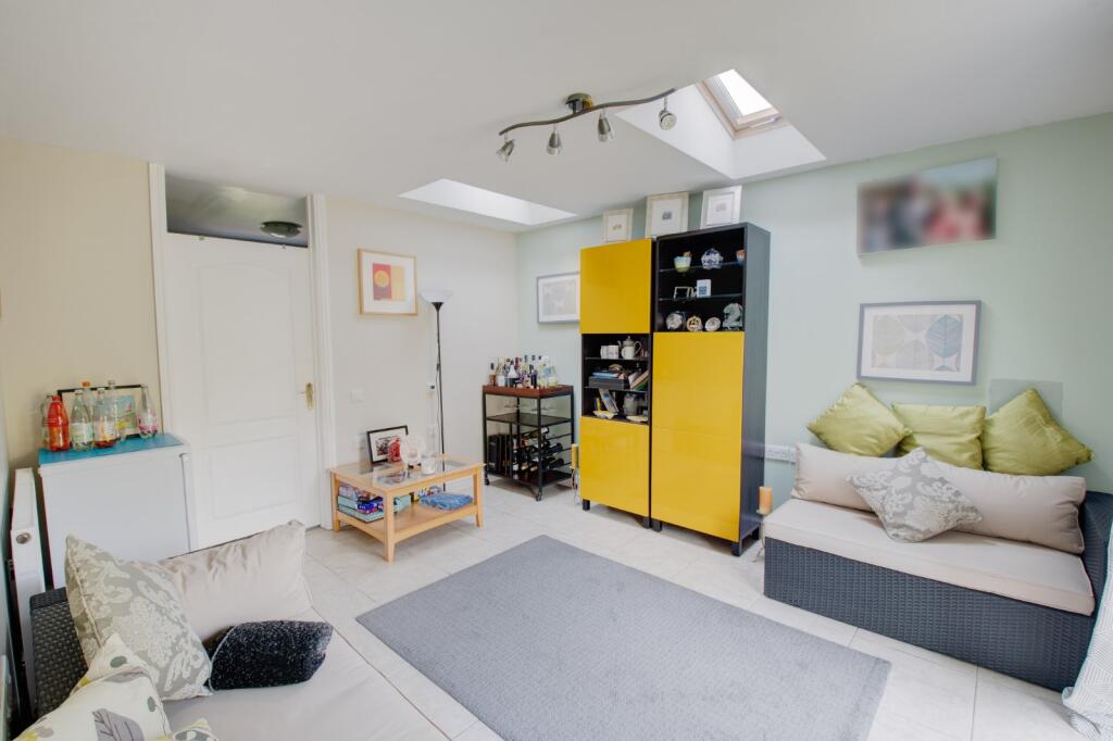 Additional image 10 of The Meadows, Catshill, Bromsgrove, Worcestershire, B61