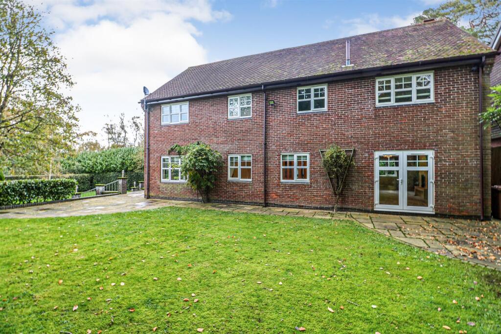 Additional image 21 of Kimberley Close, Sutton Coldfield