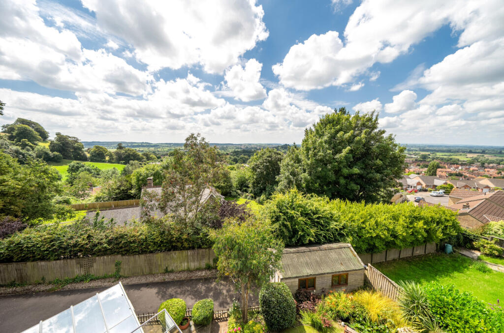 Additional image 2 of Bove Town, Glastonbury, BA6