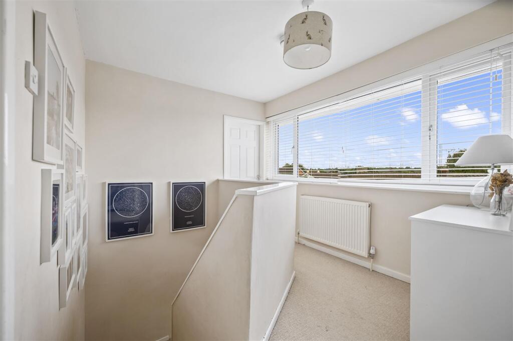 Additional image 7 of Brook End Close, Henley-In-Arden