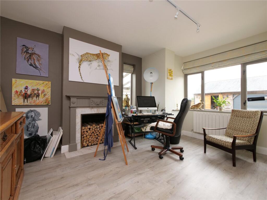 Additional image 22 of Oustanding Five Bedroom House In Pilton