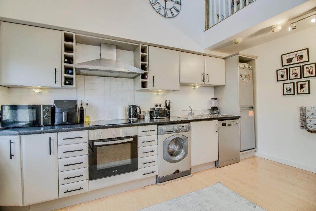 Additional image 7 of Tenterfields House, Meadow Road, Apperley Bridge, BD10