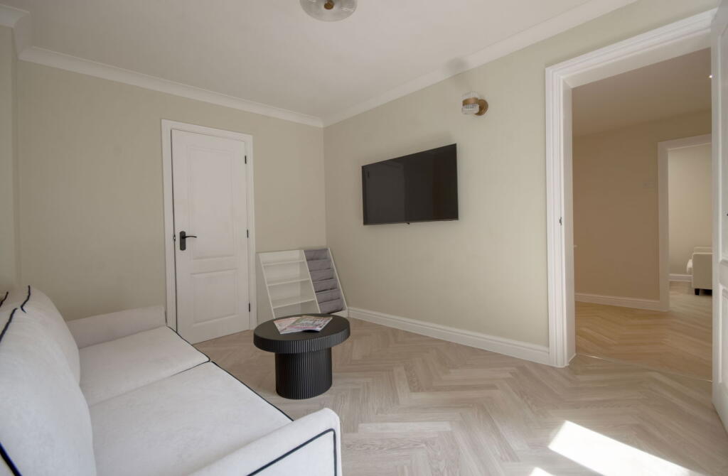 Additional image 27 of Henley Road, Henley-in-arden, B95 5NN