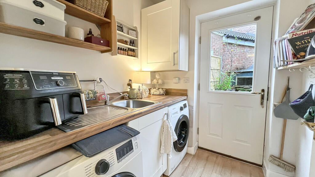 Additional image 8 of Swaledale Road, Warminster