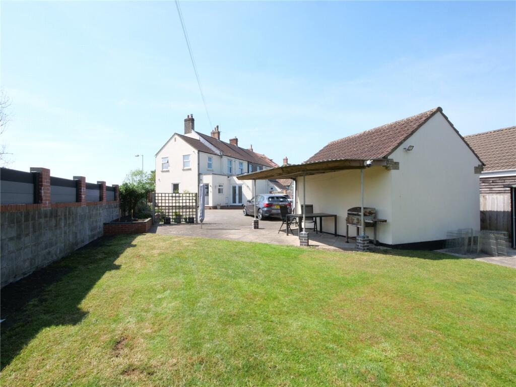 Additional image 2 of Spacious 3-4 Bedroom House With Significant Off-Street Parking & Garden