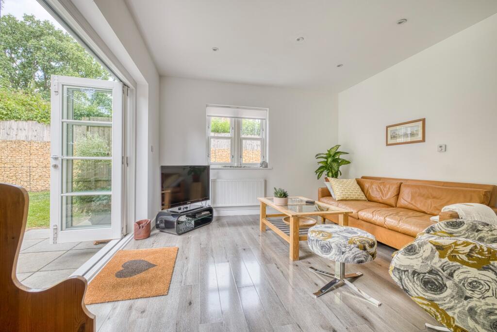Additional image 3 of Priorygate Court, Castle Cary, Somerset, BA7