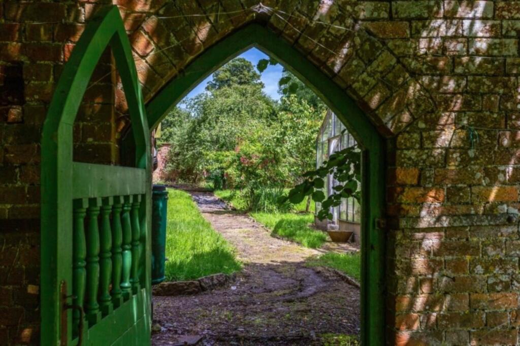 Additional image 28 of Bath Road, Beckington