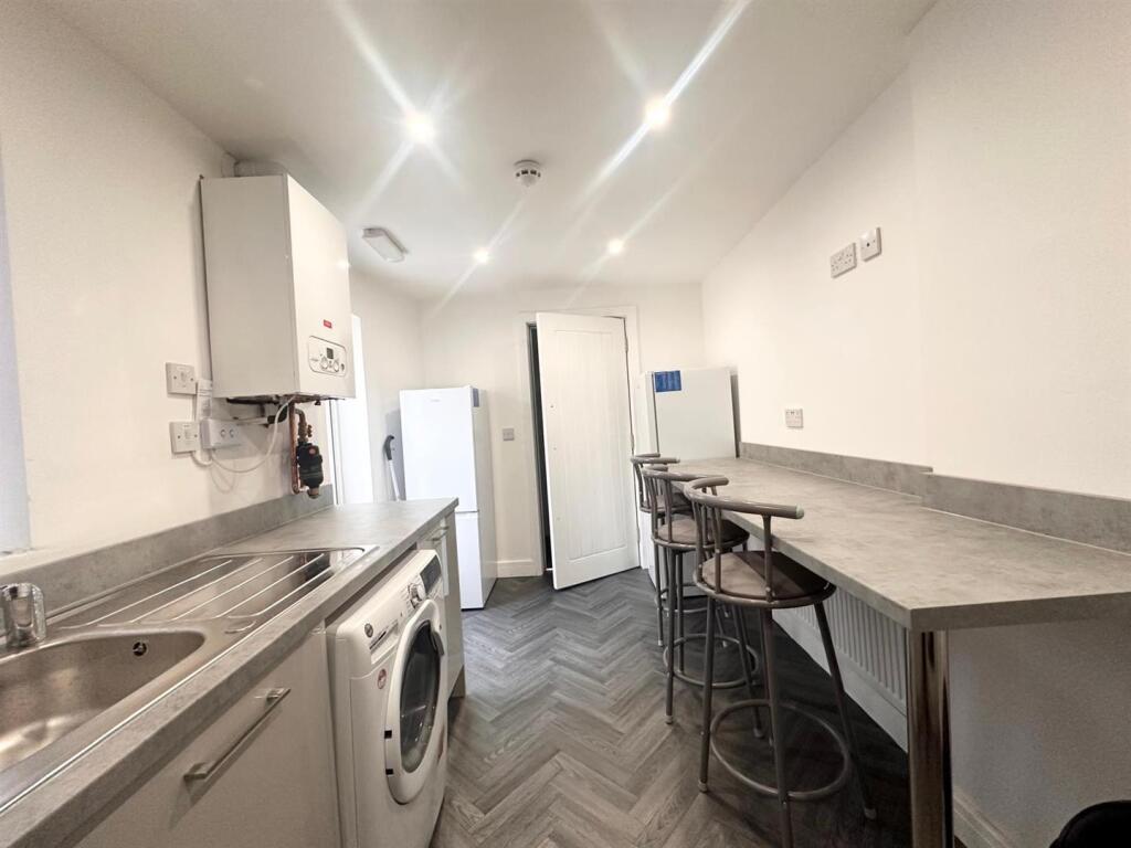 Additional image 4 of Wynotham Street, Burnley