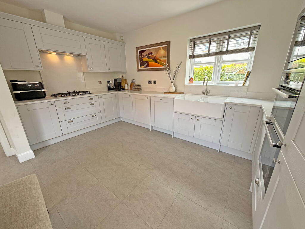 Additional image 6 of Hastings Close, Wythall, B47 6AW