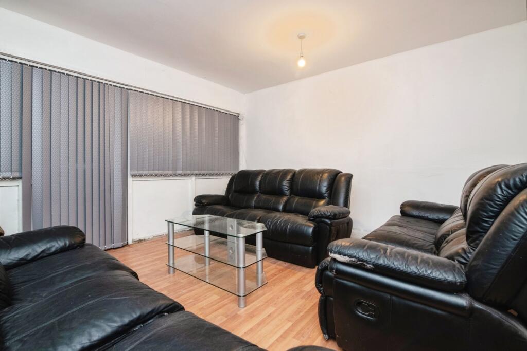 Additional image 3 of Rood End Road, OLDBURY, West Midlands, B68