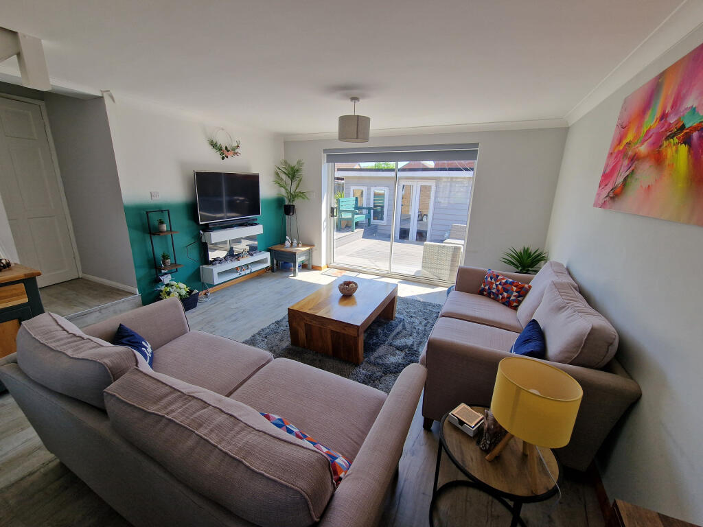 Additional image 3 of Gainsborough Way, Yeovil, Somerset