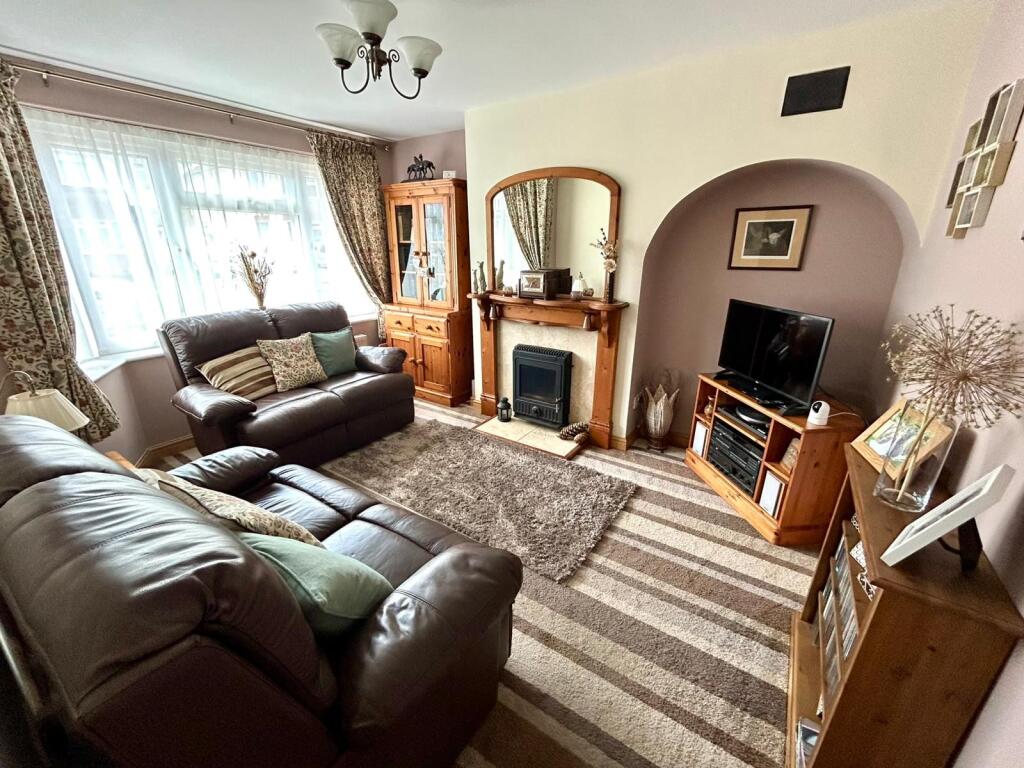Additional image 3 of Albert Close, Yeovil, BA21