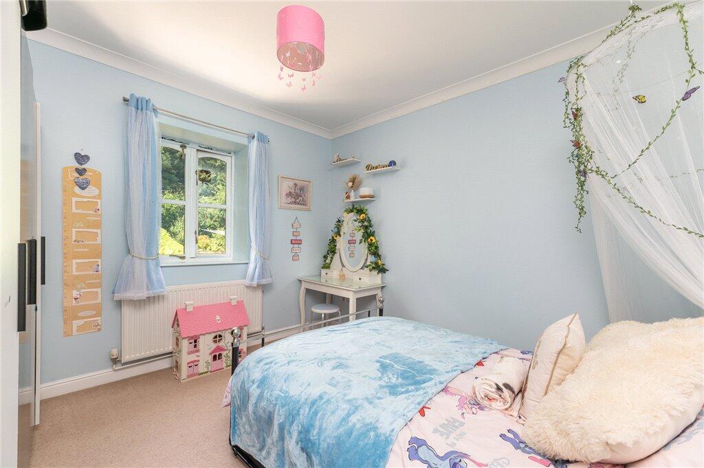 Additional image 16 of Valley Court, New Lane, Drighlington, Bradford, BD11