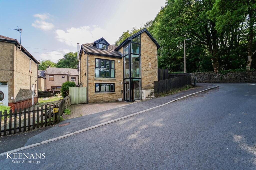 Additional image 4 of Newbigging Avenue, Rossendale
