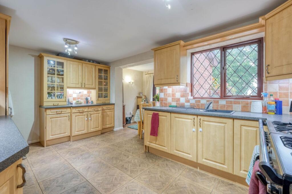 Additional image 5 of Oakham Close, Redditch, B98