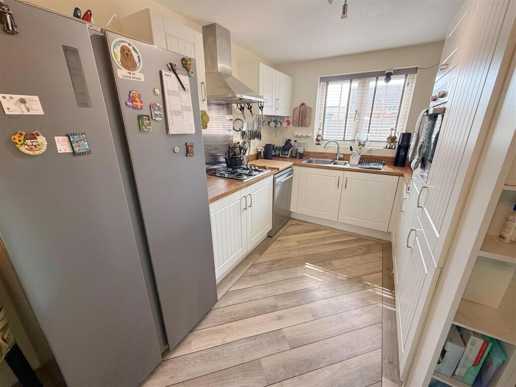 Additional image 5 of Damson Way, Bidford-On-Avon, Alcester