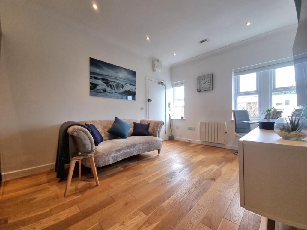 Additional image 5 of Warwick Road, Solihull