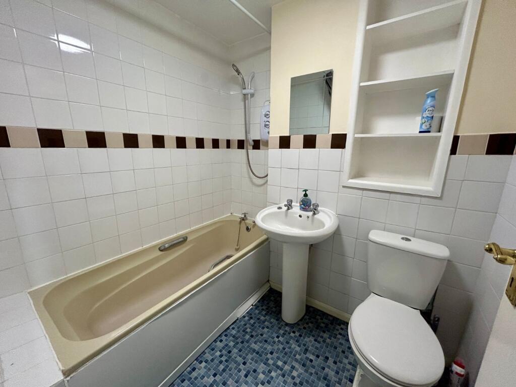 Additional image 7 of Bengrove Close, Redditch, Worcestershire, B98