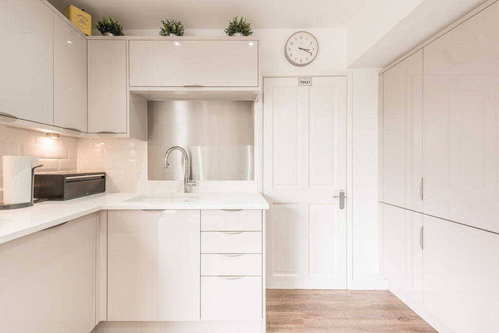 Additional image 9 of Hill Village Road, Sutton Coldfield, West Midlands, B75 5JH