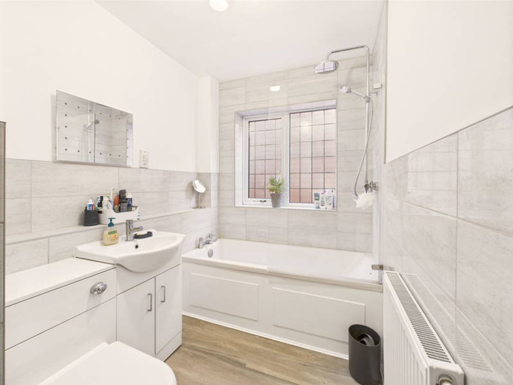 Additional image 2 of Cottage Gardens, Rednal, B45