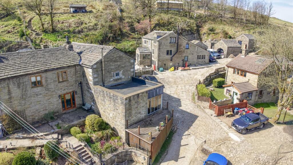 Additional image 31 of Higher Lench House, Lench Fold Clough, Rossendale - Amazing Valley Views