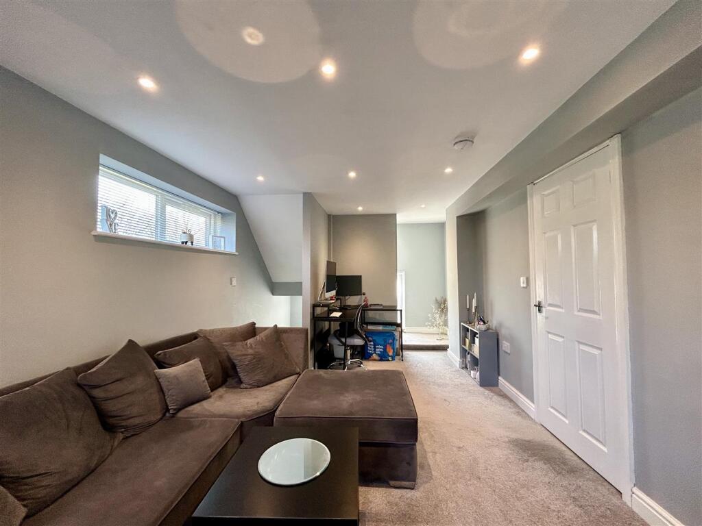 Additional image 12 of Cavalier Drive, Halesowen