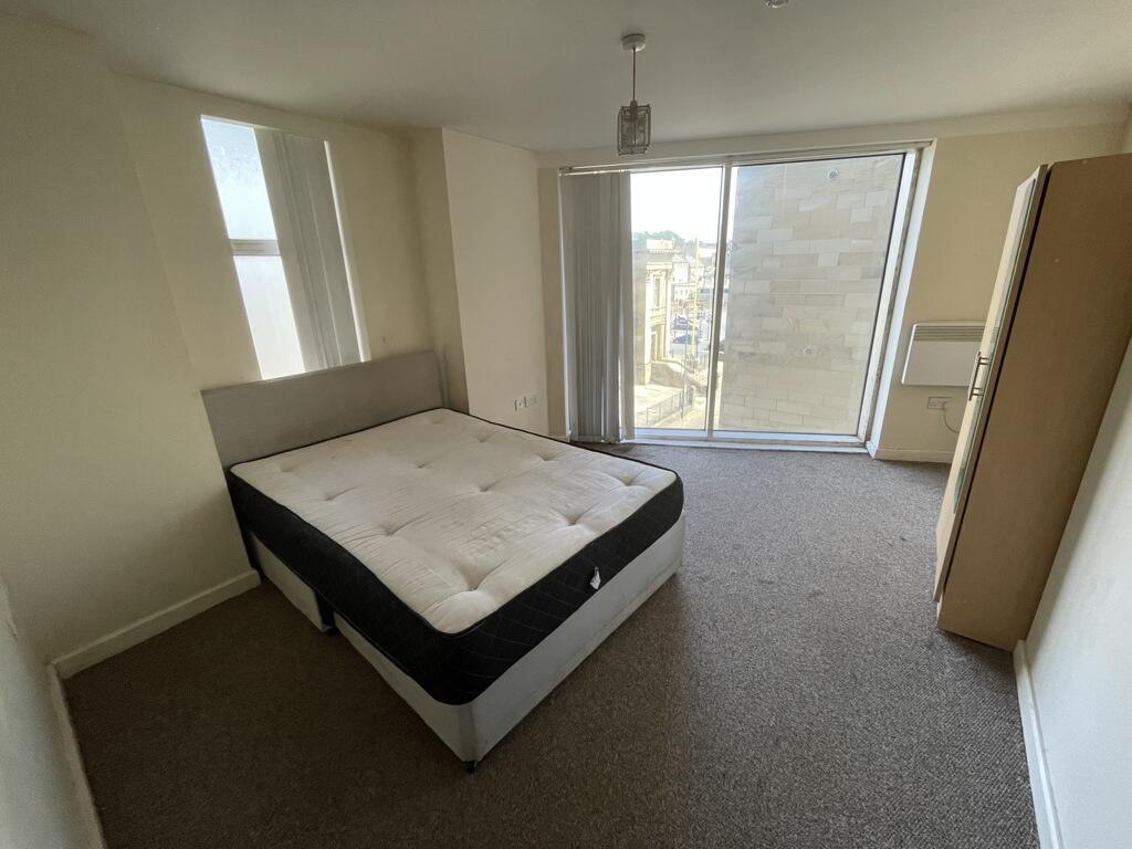 Additional image 6 of 140 The Gatehaus, Leeds Road, Bradford, West Yorkshire, BD1 5BQ