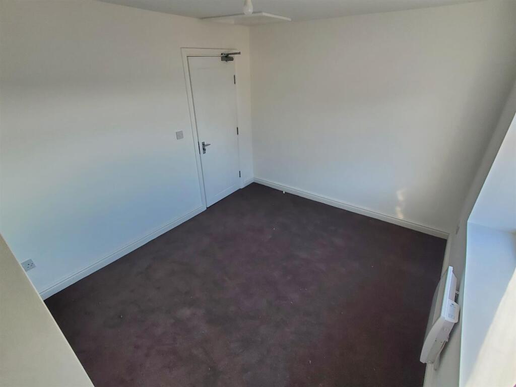 Additional image 8 of High Street, Cradley Heath