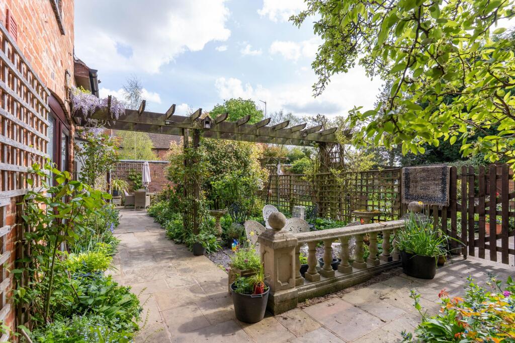 Additional image 25 of Old Rectory Lane, Alvechurch, B48